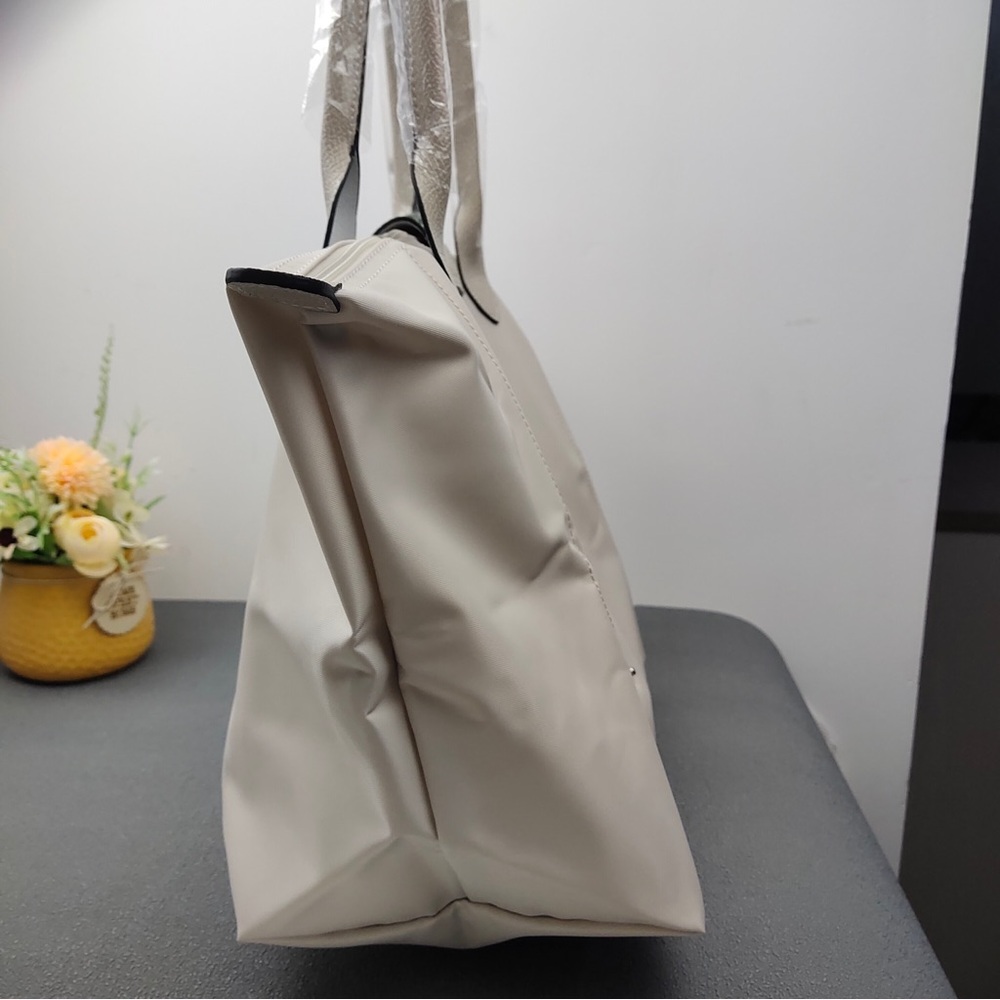 NWT Longchamp Le Pliage Original Large Shoulder Nylon Bag Tote IN OFF WHITE - Picture 2 of 11